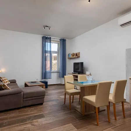 Top Central Apartments *