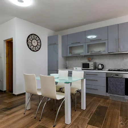 Top Central Apartments *