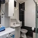 Top Central Apartments アパート プーラ